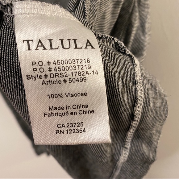 Aritzia Talula Grey Tank Top - Picture 5 of 5